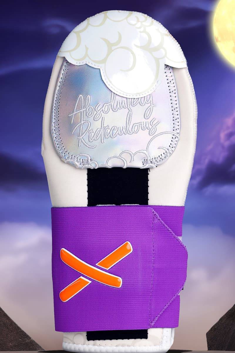 麻将糊了-体育(yù)用品公(gōng)司推出《海贼王》“路飞五档”棒球装備(bèi)