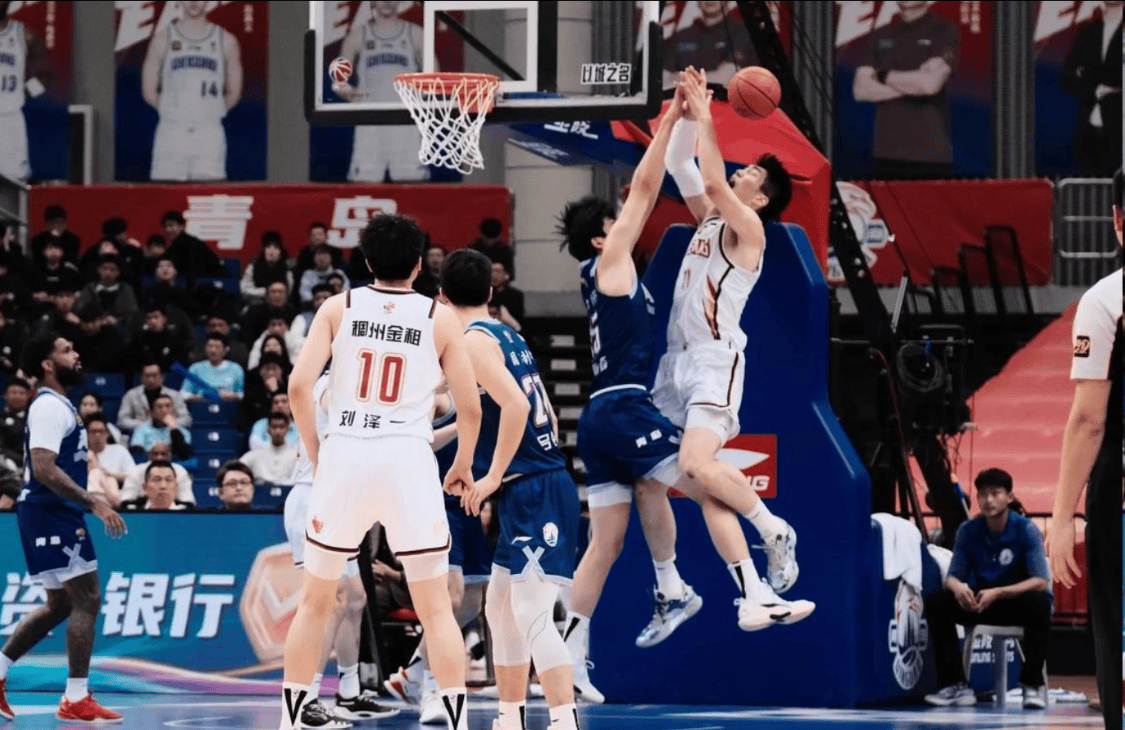 麻将胡了-进攻(gōng)11中3、防(fáng)守成提款机！CBA最佳防(fáng)守球员在NBA最大软肋(lē)是防(fáng)守？